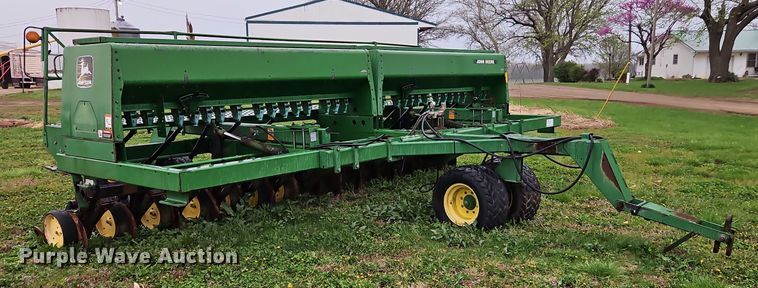 image for item DT7713 John Deere 750 grain drill