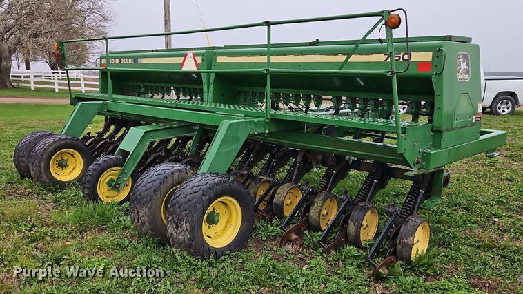 image for item DT7713 John Deere 750 grain drill