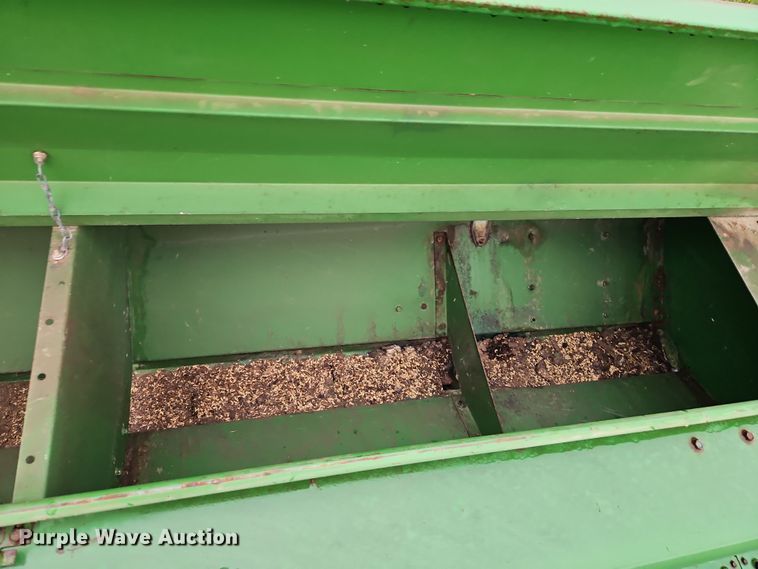 image for item DT7713 John Deere 750 grain drill