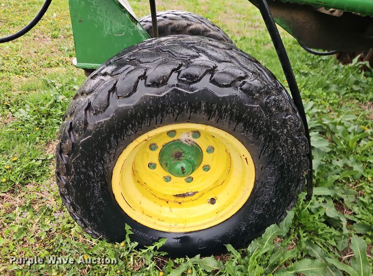 image for item DT7713 John Deere 750 grain drill