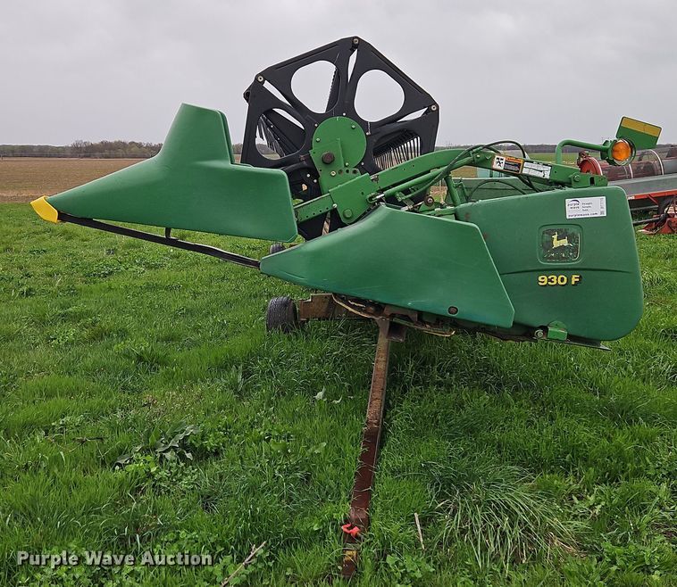 image for item DT7715 John Deere 930F flex head