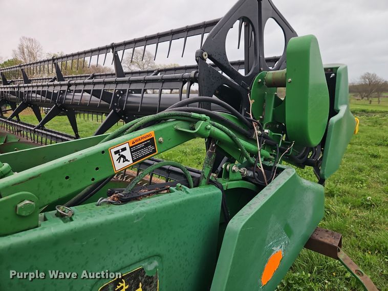 image for item DT7715 John Deere 930F flex head