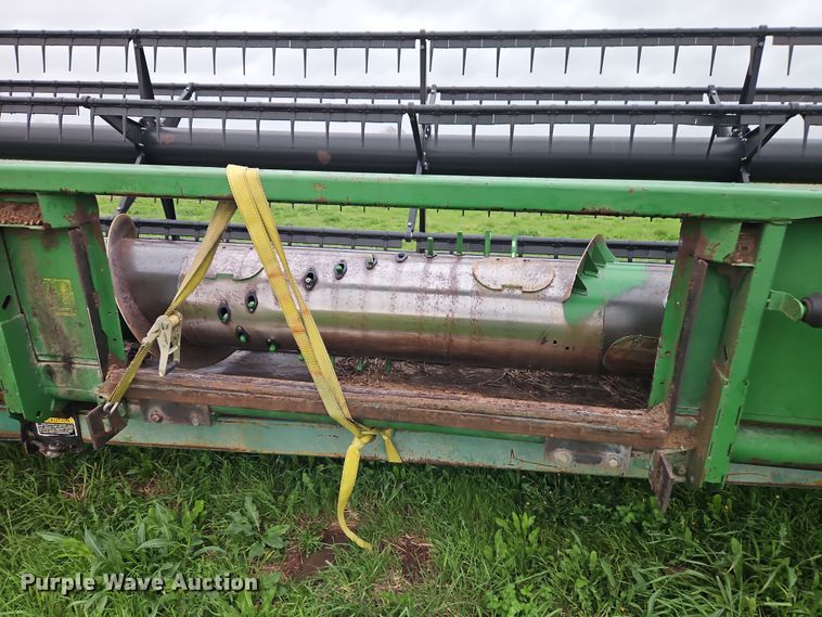 image for item DT7715 John Deere 930F flex head