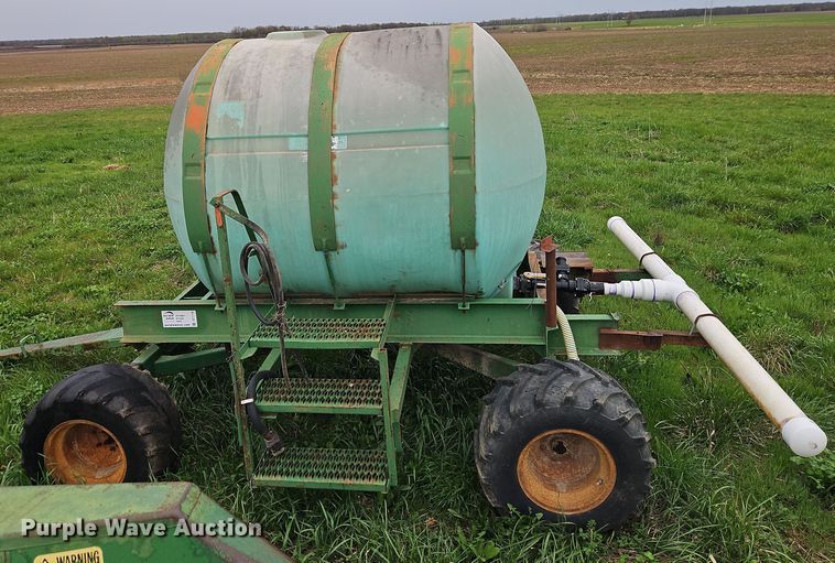 image for item DT7718 Tank trailer