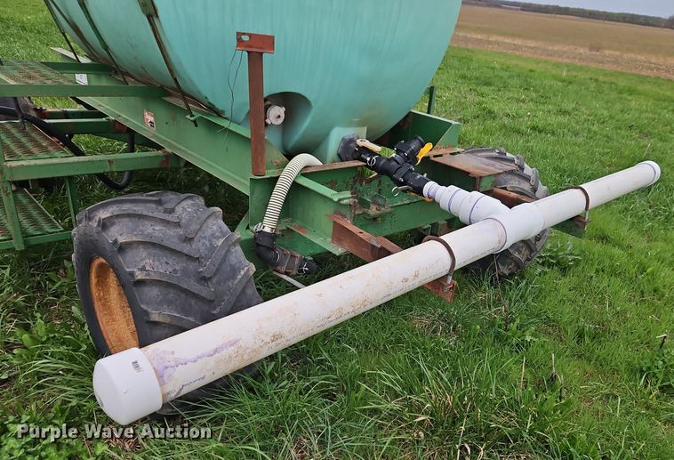 image for item DT7718 Tank trailer