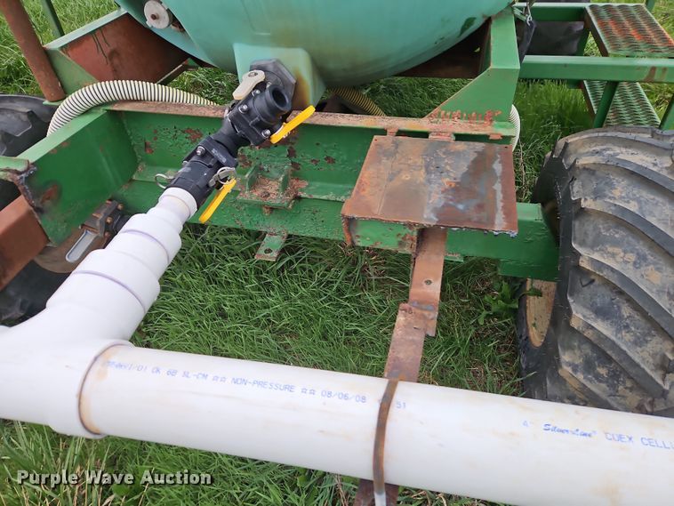 image for item DT7718 Tank trailer