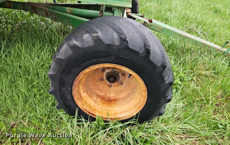 image for item DT7718 Tank trailer