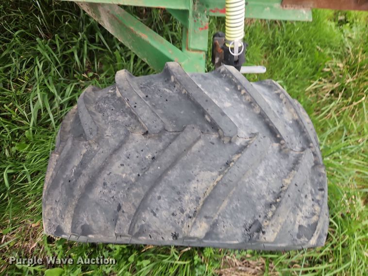 image for item DT7718 Tank trailer