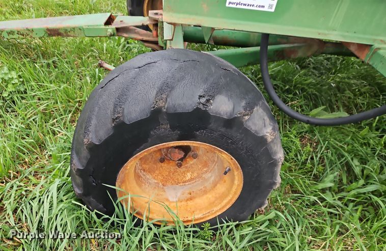 image for item DT7718 Tank trailer