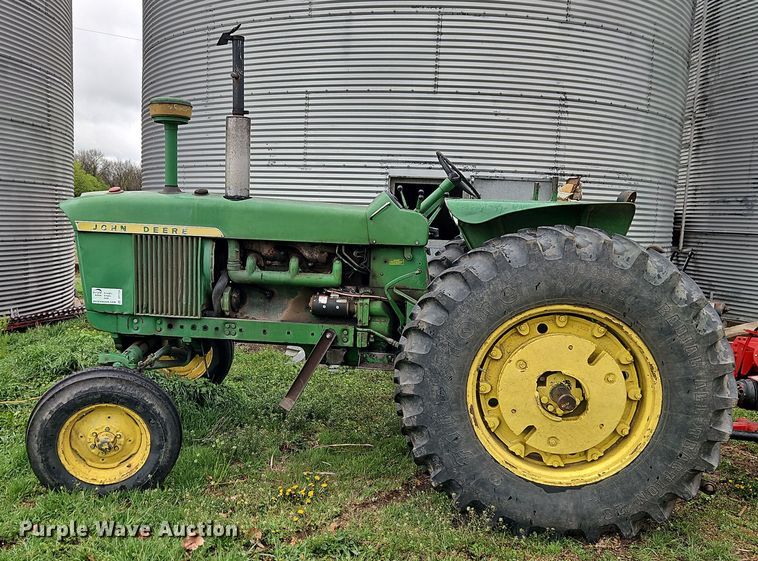 image for item DT7724 1966 John Deere 4020 tractor