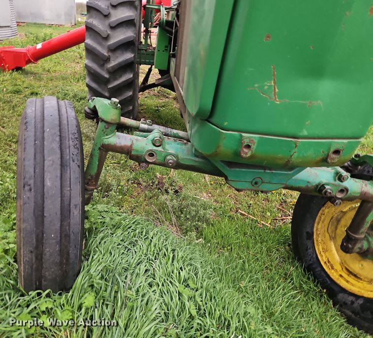 image for item DT7724 1966 John Deere 4020 tractor