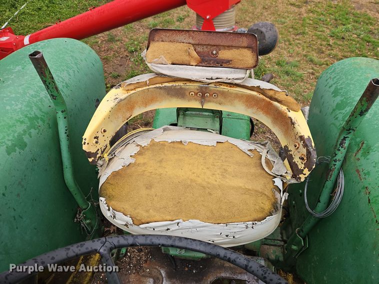 image for item DT7724 1966 John Deere 4020 tractor