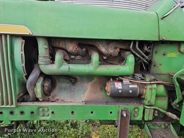 image for item DT7724 1966 John Deere 4020 tractor