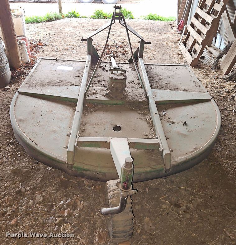 image for item DT7726 John Deere rotary mower