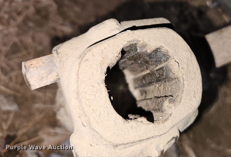 image for item DT7726 John Deere rotary mower