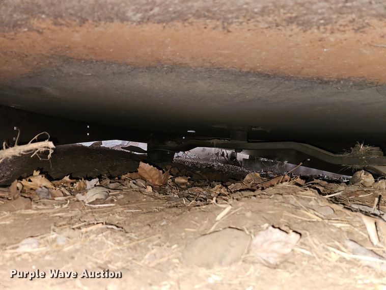 image for item DT7726 John Deere rotary mower