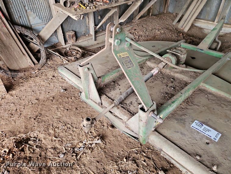 image for item DT7726 John Deere rotary mower