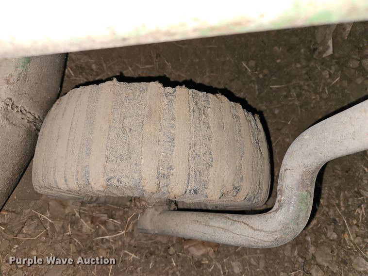 image for item DT7726 John Deere rotary mower