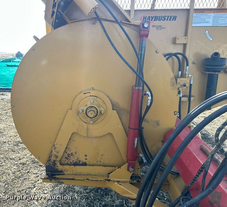 image for item DV0730 Haybuster 2564 bale processor