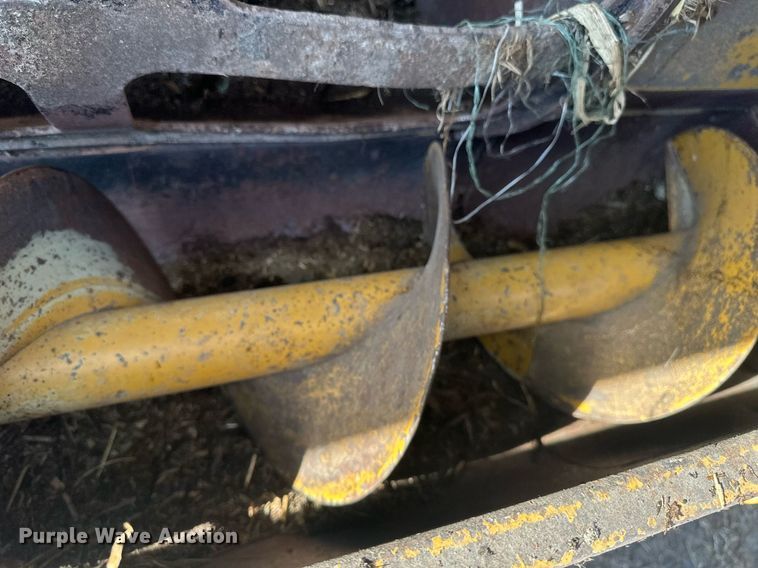 image for item DV0730 Haybuster 2564 bale processor