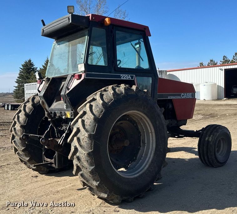 image for item DV0731 1987 Case IH 2294 tractor