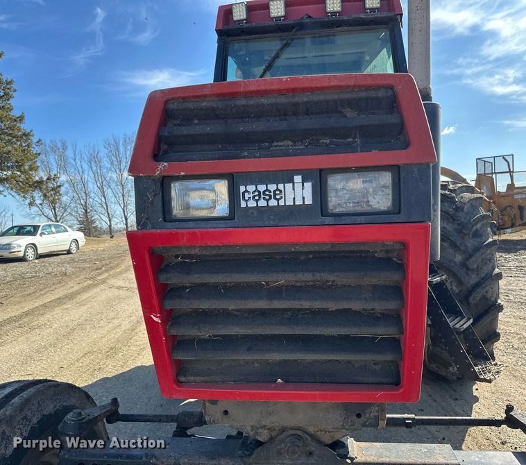 image for item DV0731 1987 Case IH 2294 tractor