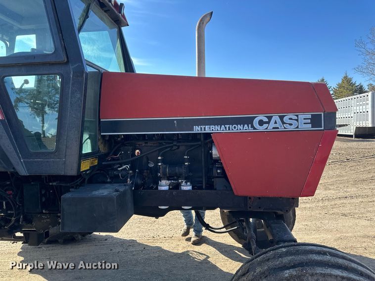 image for item DV0731 1987 Case IH 2294 tractor