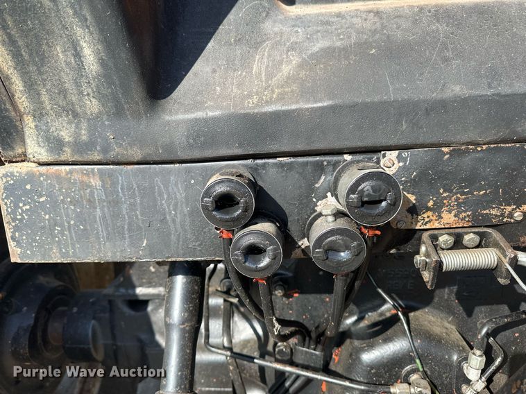 image for item DV0731 1987 Case IH 2294 tractor