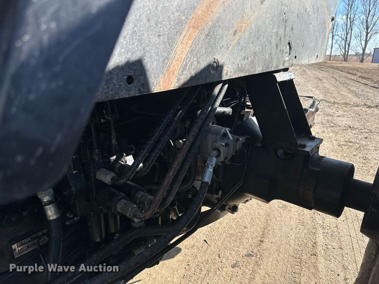 image for item DV0731 1987 Case IH 2294 tractor