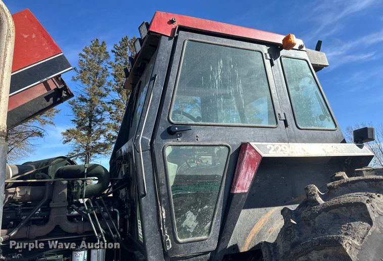image for item DV0731 1987 Case IH 2294 tractor