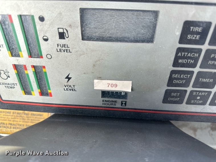 image for item DV0731 1987 Case IH 2294 tractor