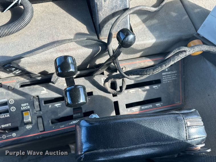 image for item DV0731 1987 Case IH 2294 tractor