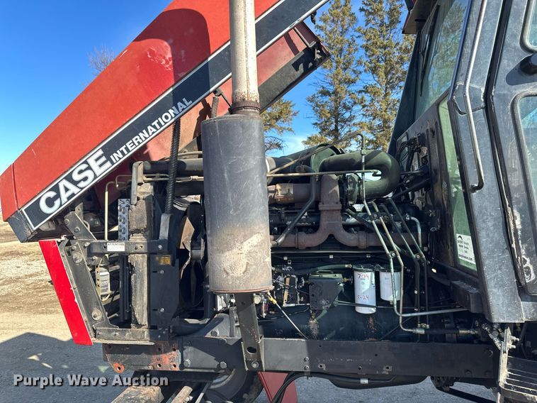 image for item DV0731 1987 Case IH 2294 tractor