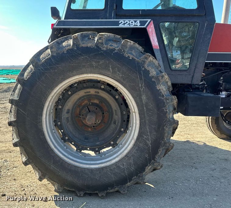 image for item DV0731 1987 Case IH 2294 tractor