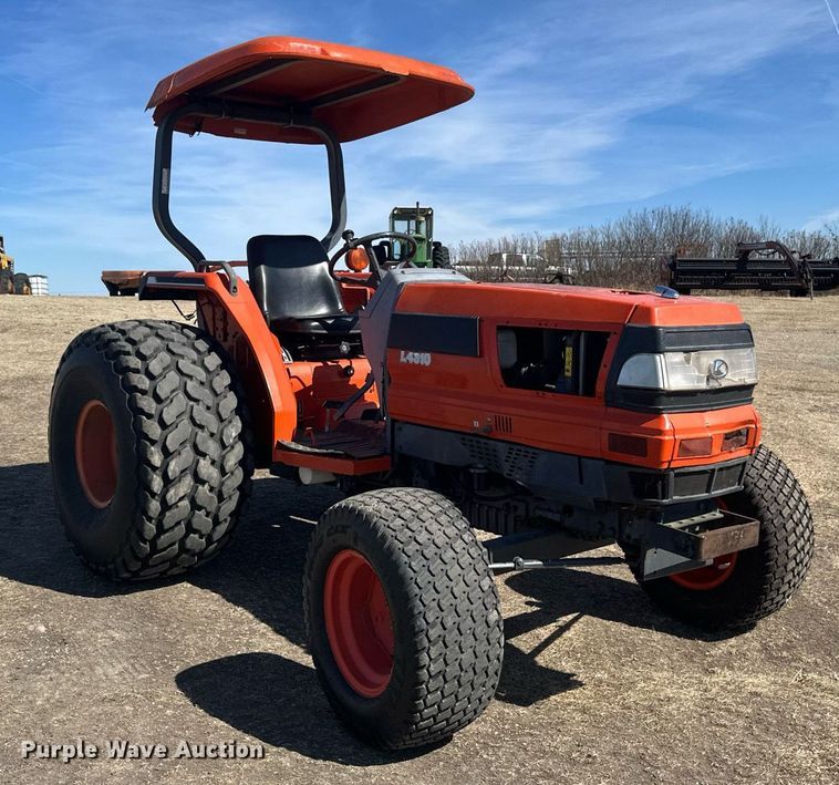 image for item DV0737 Kubota L4310E tractor