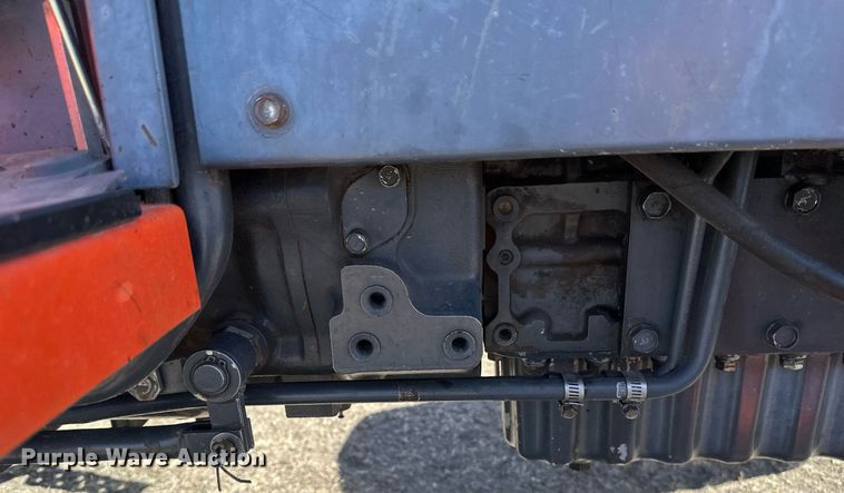 image for item DV0737 Kubota L4310E tractor