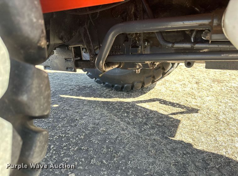 image for item DV0737 Kubota L4310E tractor