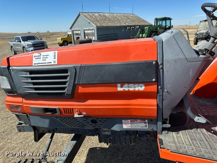 image for item DV0737 Kubota L4310E tractor