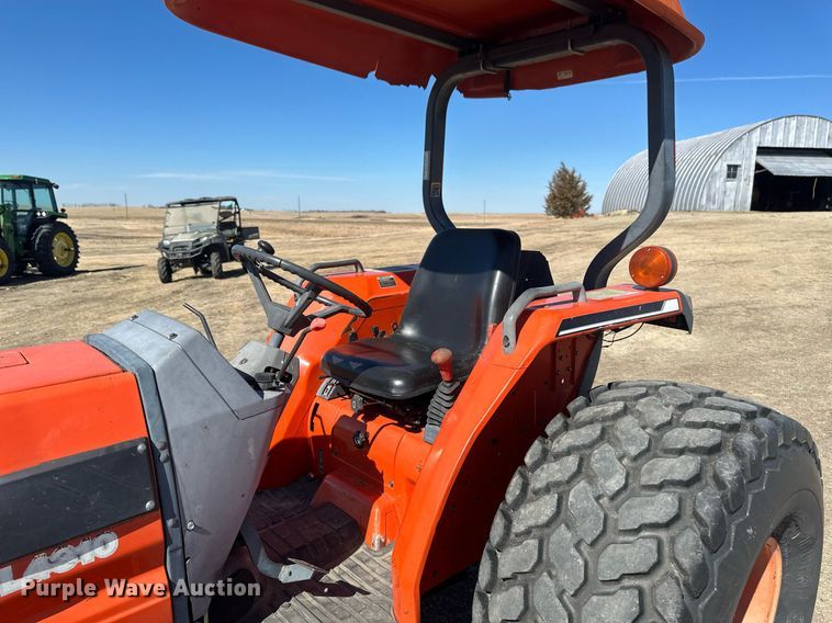 image for item DV0737 Kubota L4310E tractor