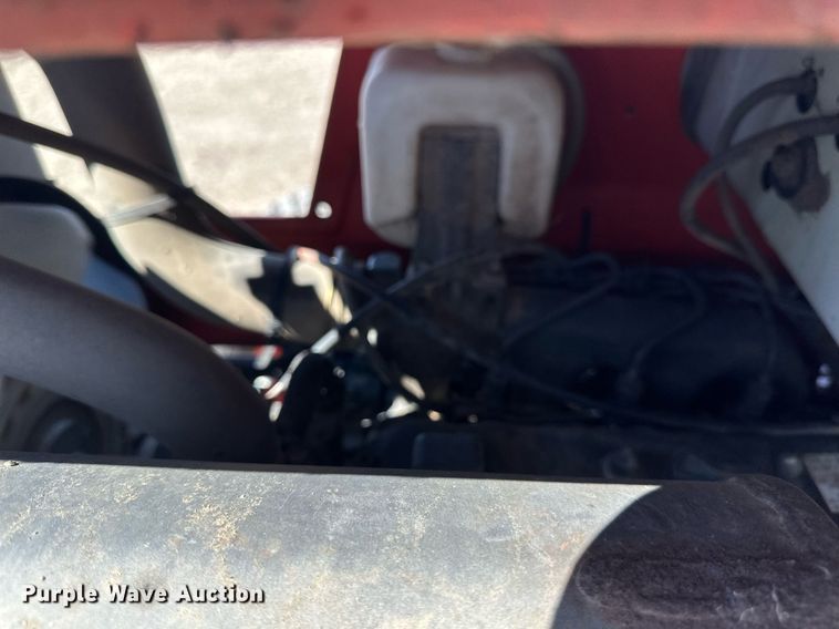 image for item DV0737 Kubota L4310E tractor