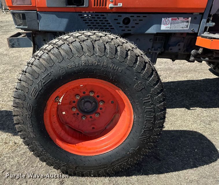 image for item DV0737 Kubota L4310E tractor