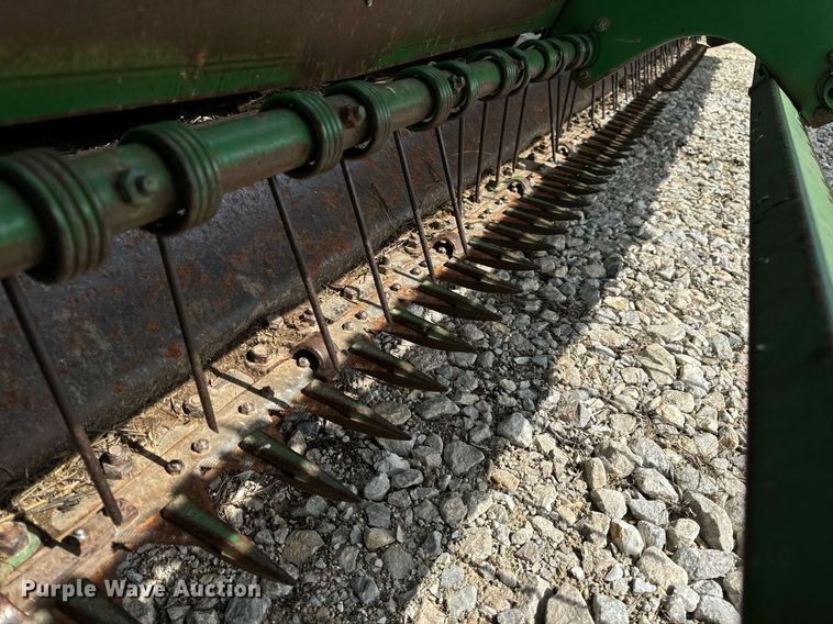 image for item DV1870 1998 John Deere 4890 swather / windrower