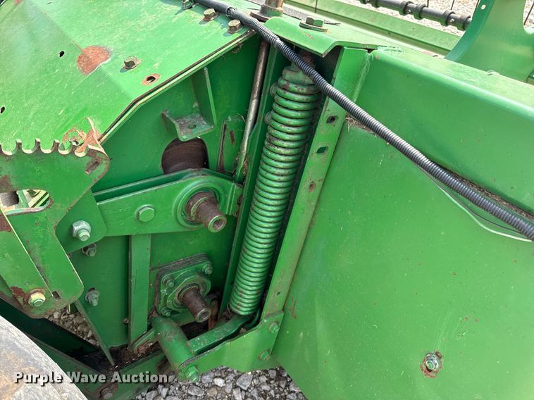 image for item DV1870 1998 John Deere 4890 swather / windrower