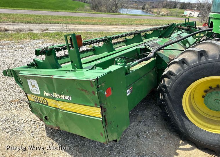 image for item DV1870 1998 John Deere 4890 swather / windrower