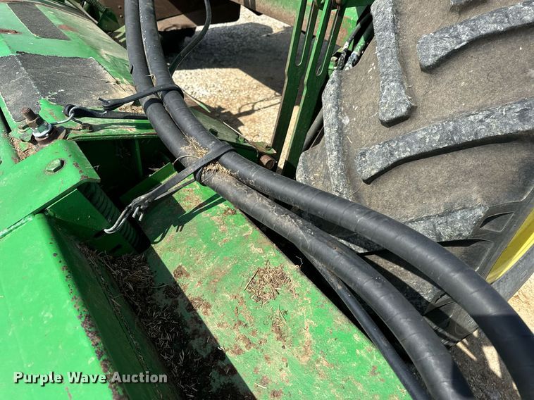 image for item DV1870 1998 John Deere 4890 swather / windrower