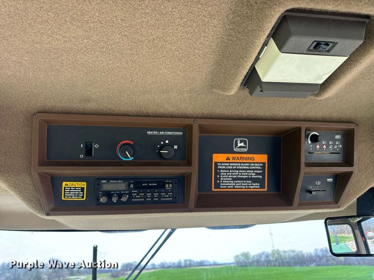 image for item DV1870 1998 John Deere 4890 swather / windrower