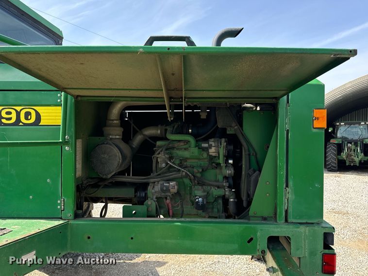 image for item DV1870 1998 John Deere 4890 swather / windrower