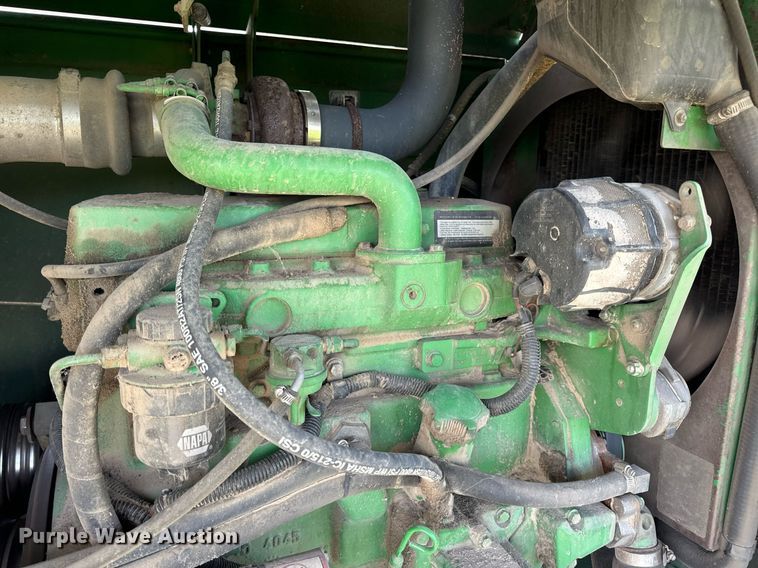 image for item DV1870 1998 John Deere 4890 swather / windrower