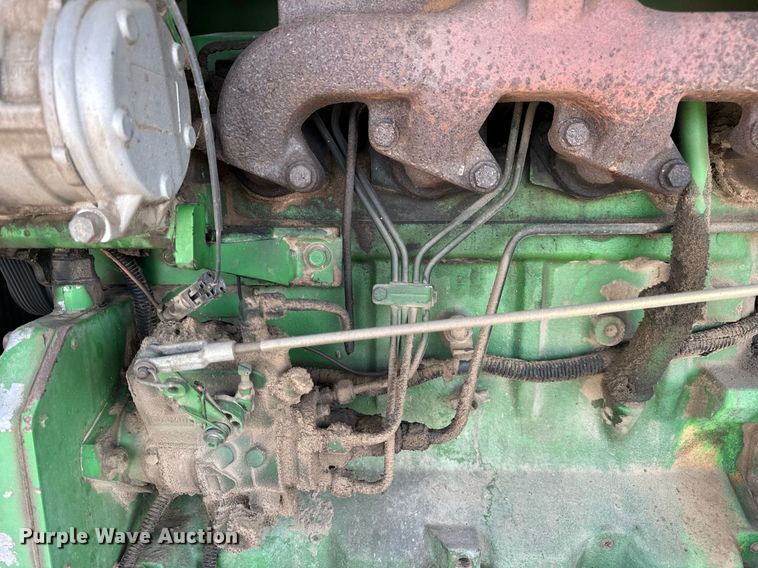 image for item DV1870 1998 John Deere 4890 swather / windrower