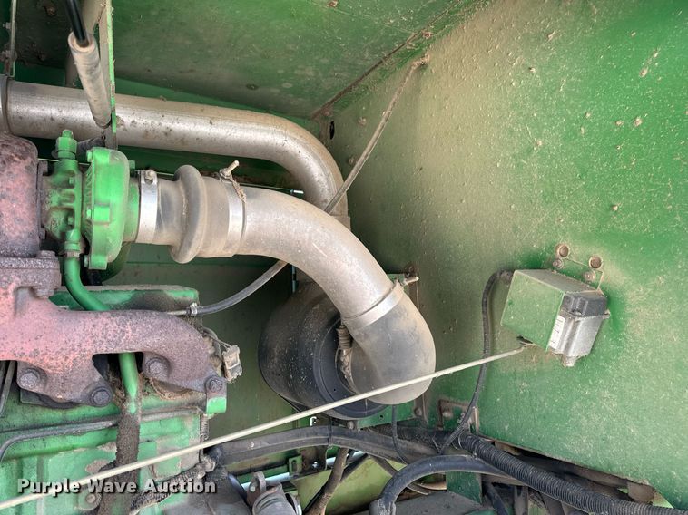 image for item DV1870 1998 John Deere 4890 swather / windrower